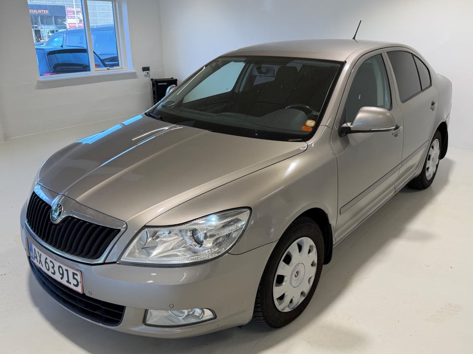 Skoda Octavia 1,6 TDi 105 Elegance 5d