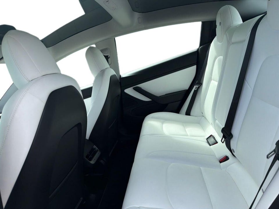 Tesla Model 3 Performance AWD 4d