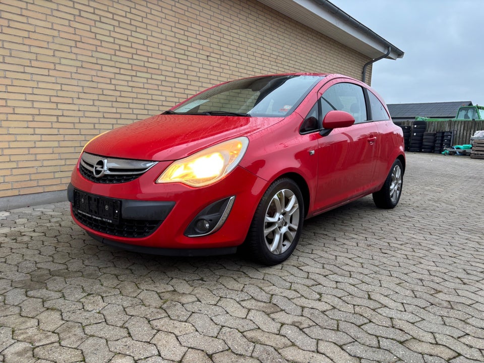 Opel Corsa 1,4 16V Cosmo 3d