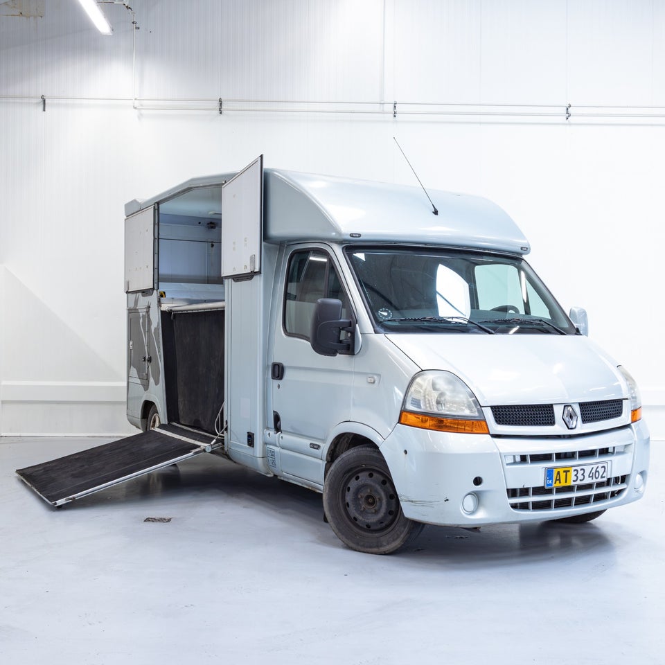 Renault Master T35 3,0 dCi 140 L3H3 Kassevogn 4d