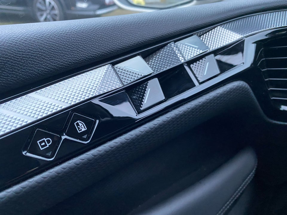 DS DS 4 1,6 E-Tense Rivoli Cross EAT8 5d