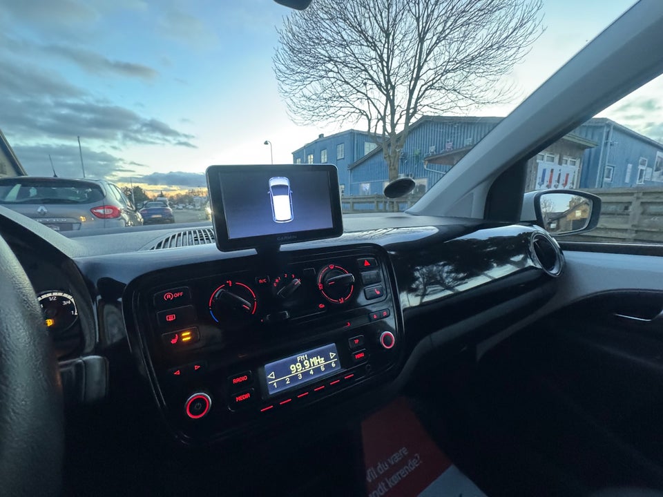 VW Up! 1,0 60 Fresh Up! BMT 5d