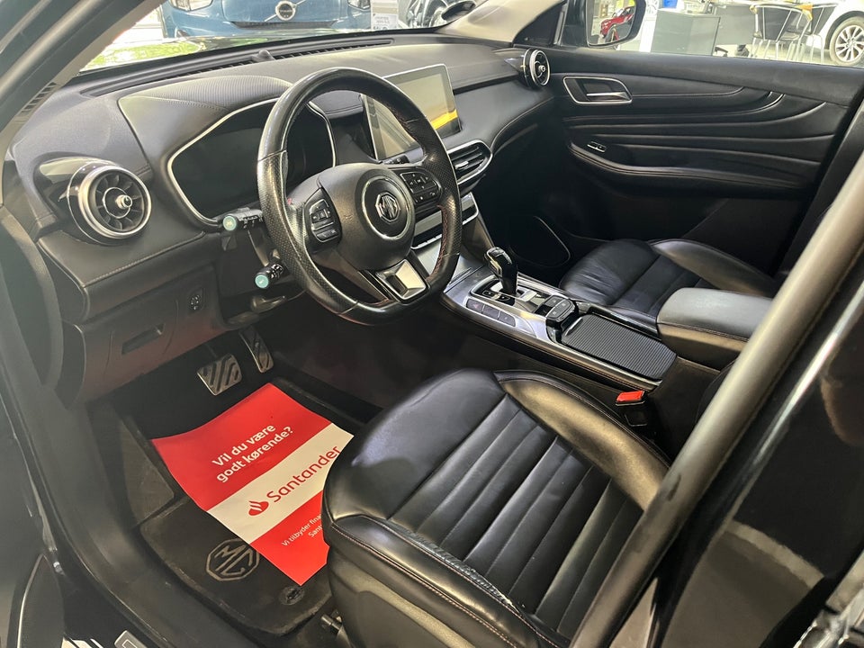 MG EHS 1,5 PHEV Luxury 5d