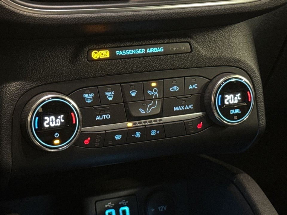 Ford Kuga 2,5 PHEV Titanium CVT 5d