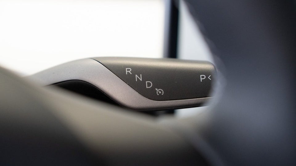 Tesla Model Y Long Range RWD 5d