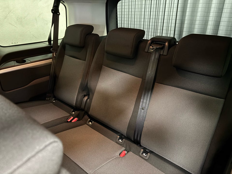 Peugeot e-Traveller 75 L2 Business