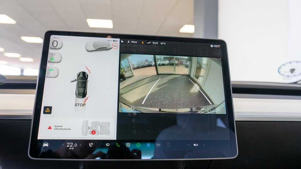 Tesla Model 3 Long Range AWD 4d