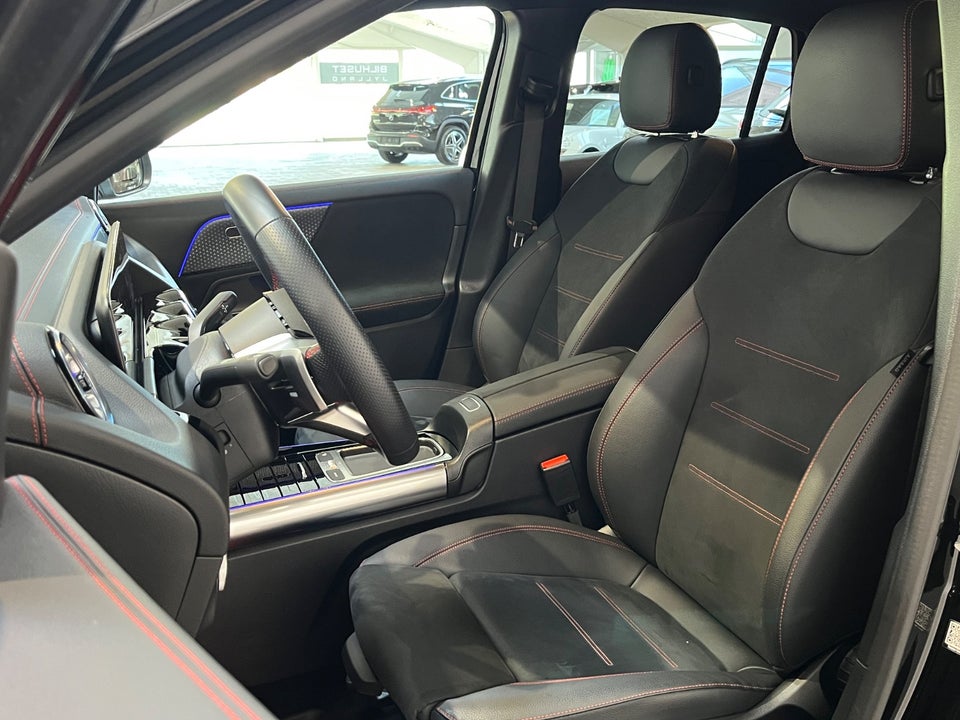 Mercedes EQA300 AMG Line 4Matic 5d