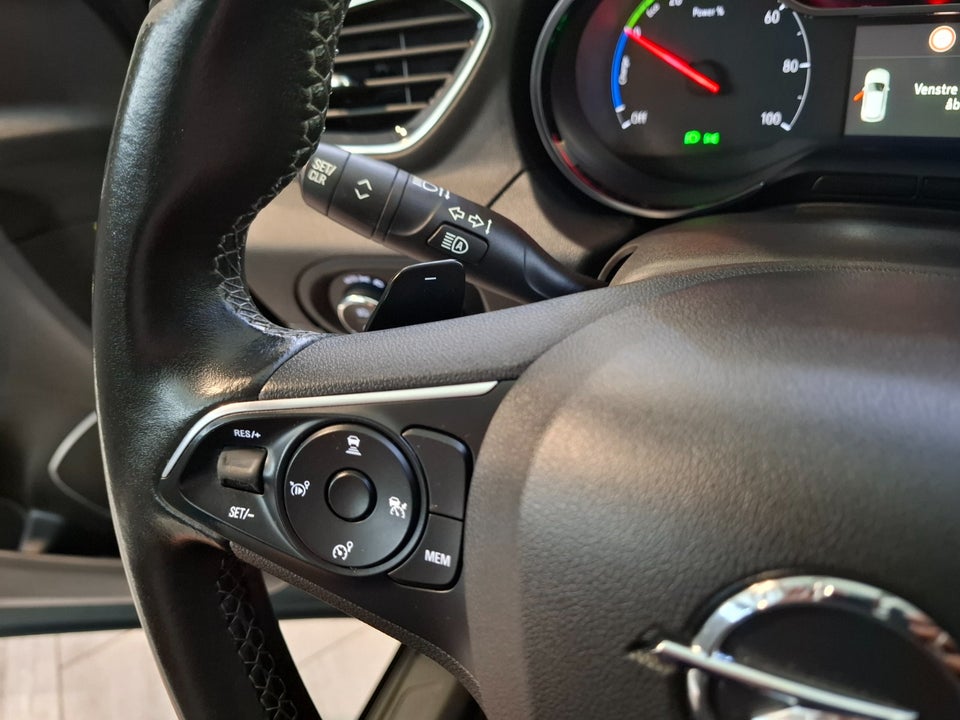 Opel Grandland X 1,6 Hybrid4 Ultimate aut. 5d