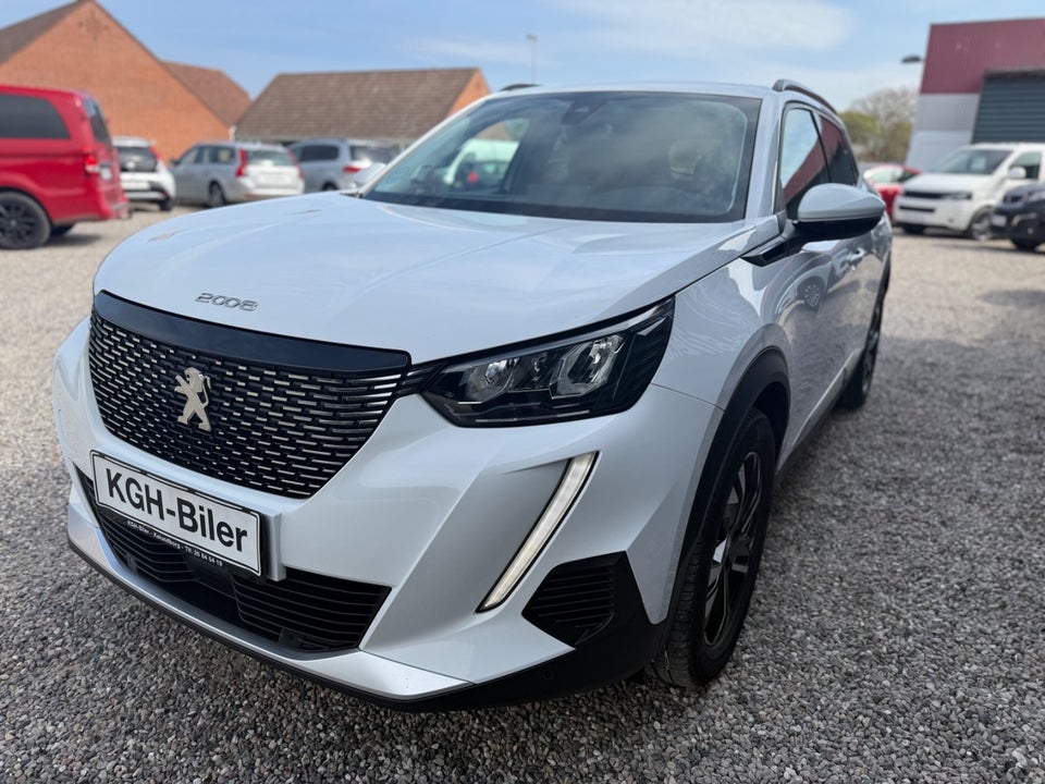 Peugeot 2008 1,5 BlueHDi 130 Allure Pack EAT8 Van 5d