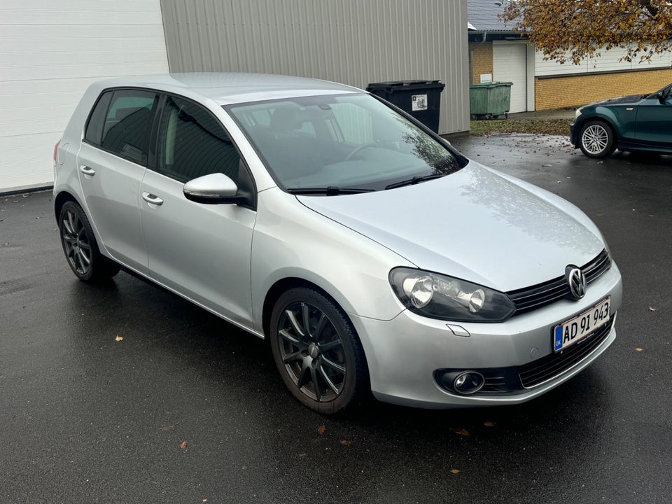 VW Golf VI 2,0 TDi 140 Highline 5d