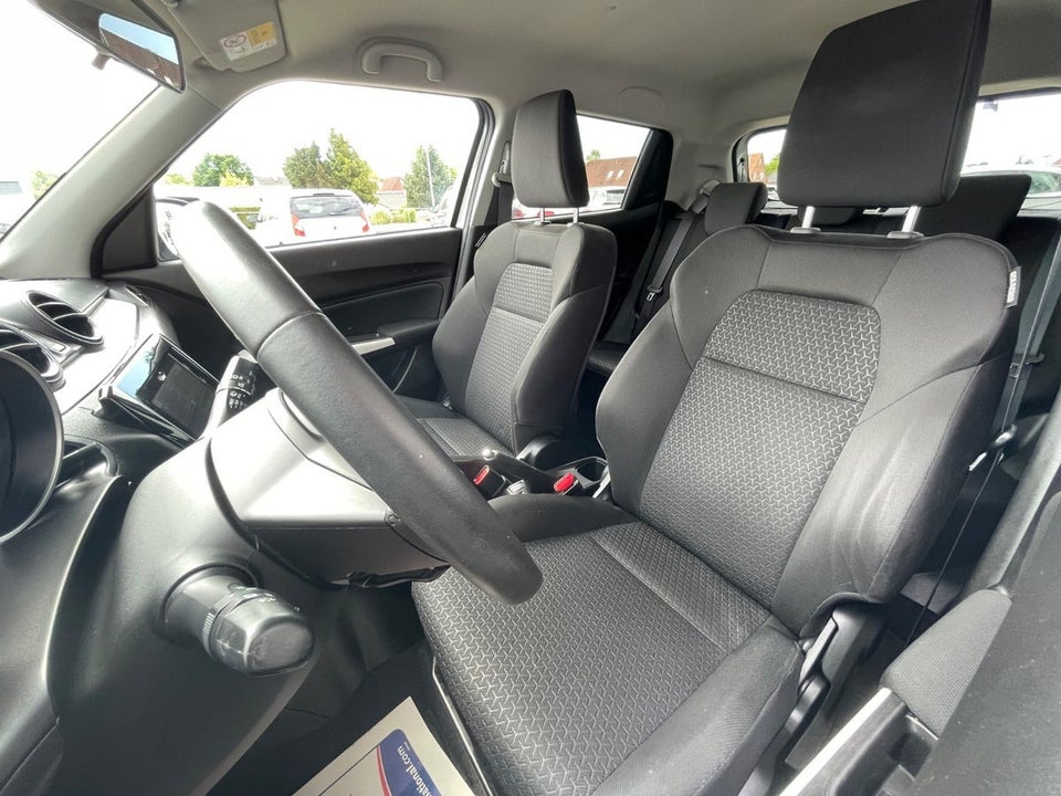 Suzuki Swift 1,2 mHybrid Action 5d