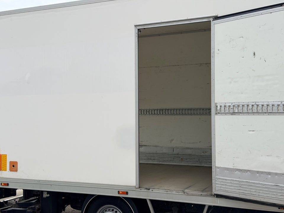 Iveco Daily 2,3 35S13 Alukasse m/lift 2d