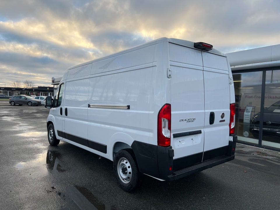 Fiat Ducato 35 Maxi 2,2 MJT 180 Kassevogn L3H2 Pro aut.