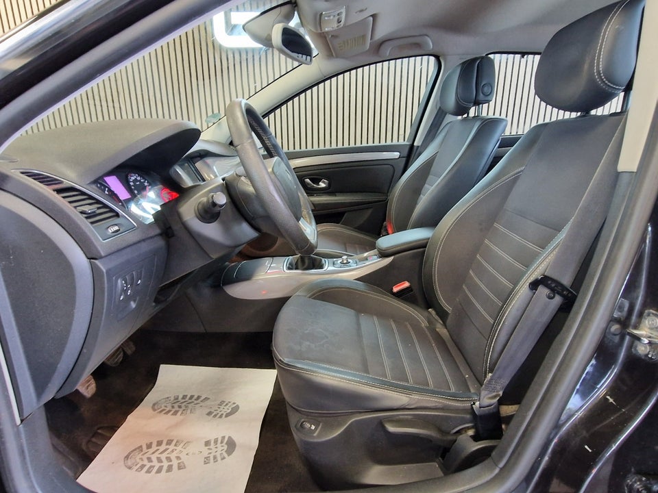 Renault Laguna III 2,0 dCi 150 Exception Sport Tourer 5d