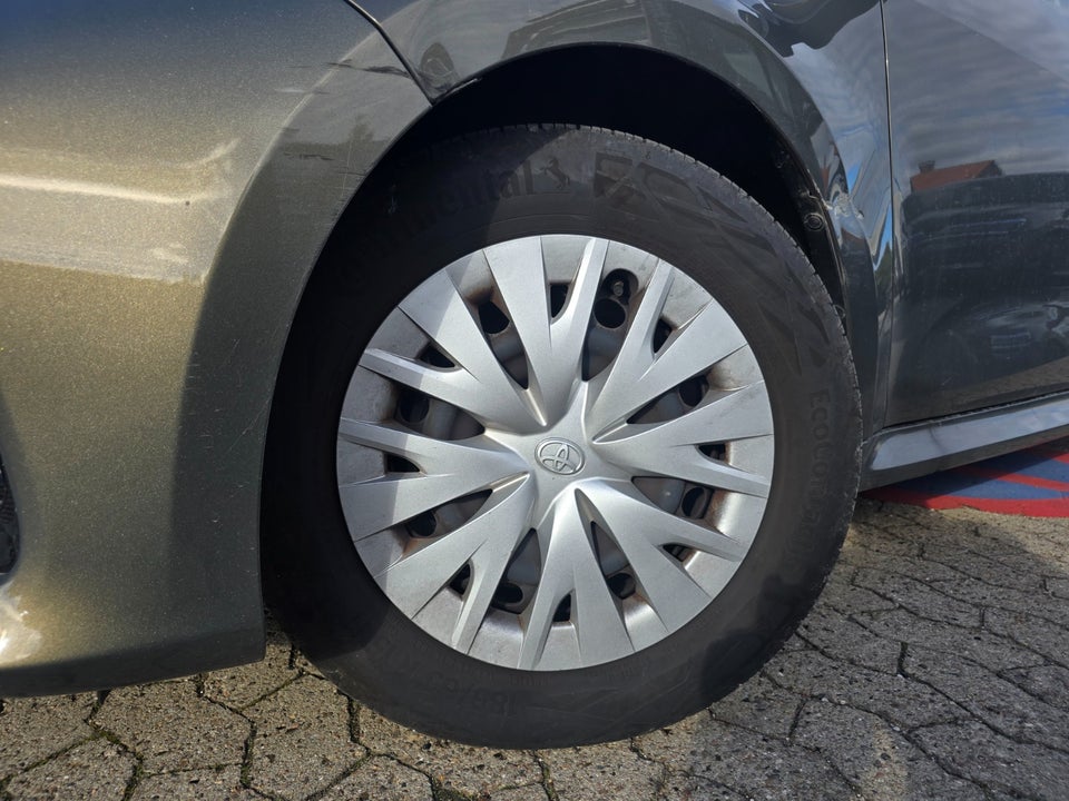 Toyota Yaris 1,5 Active 5d