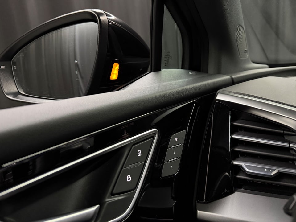 Audi Q4 e-tron 45 Progress 5d