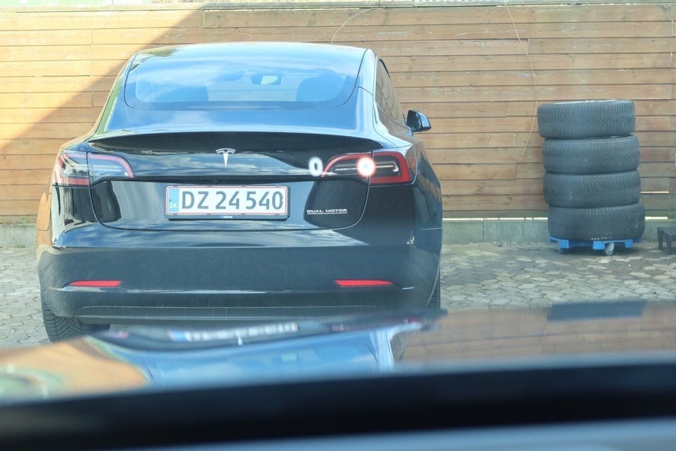 Volvo XC60 2,0 T8 ReCharge Ultimate Dark aut. AWD 5d