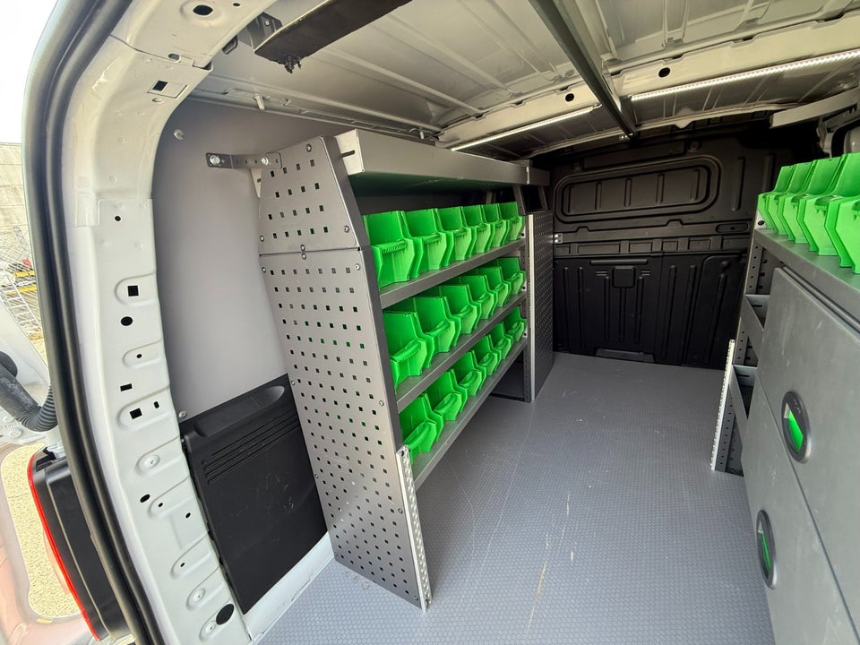 Peugeot Partner 1,5 BlueHDi 130 L2V2 Ultimate EAT8 Van