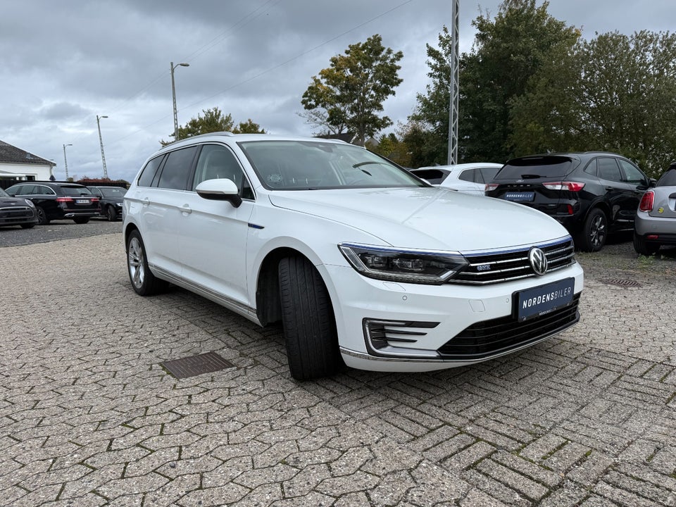 VW Passat 1,4 GTE Highline Variant DSG 5d