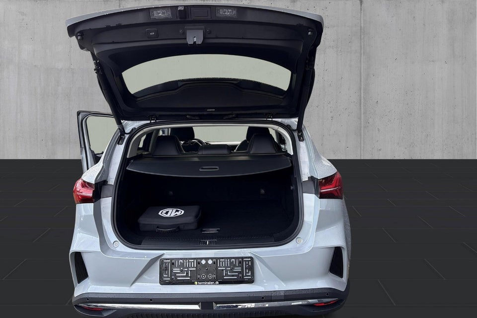 MG Marvel R Performance 5d