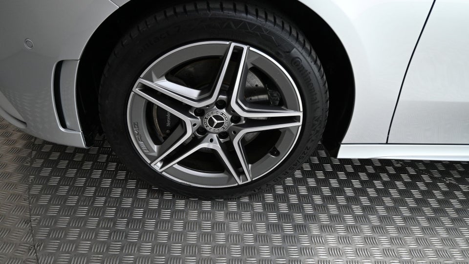 Mercedes A250 e 1,3 AMG Line aut. 5d