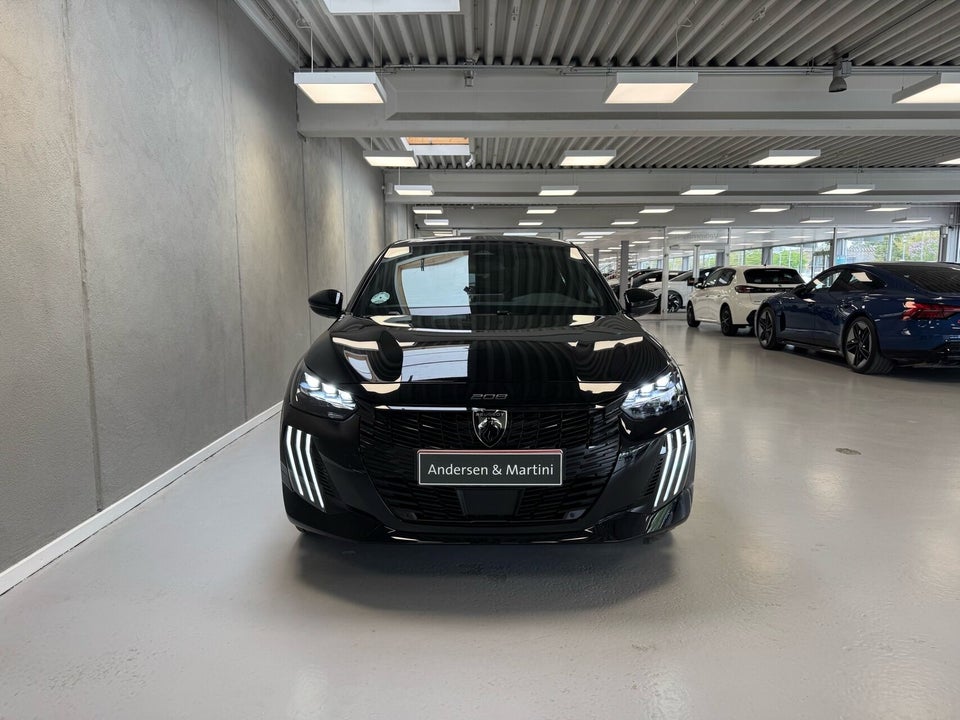 Peugeot e-208 54 GT Pack 5d