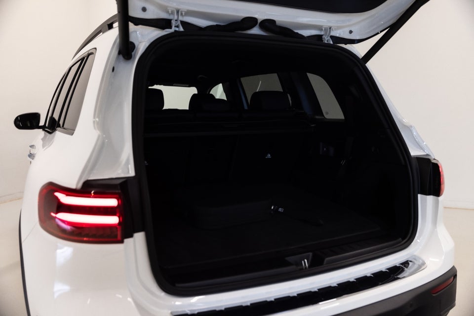 Mercedes EQB250+ AMG Premium 7prs 5d