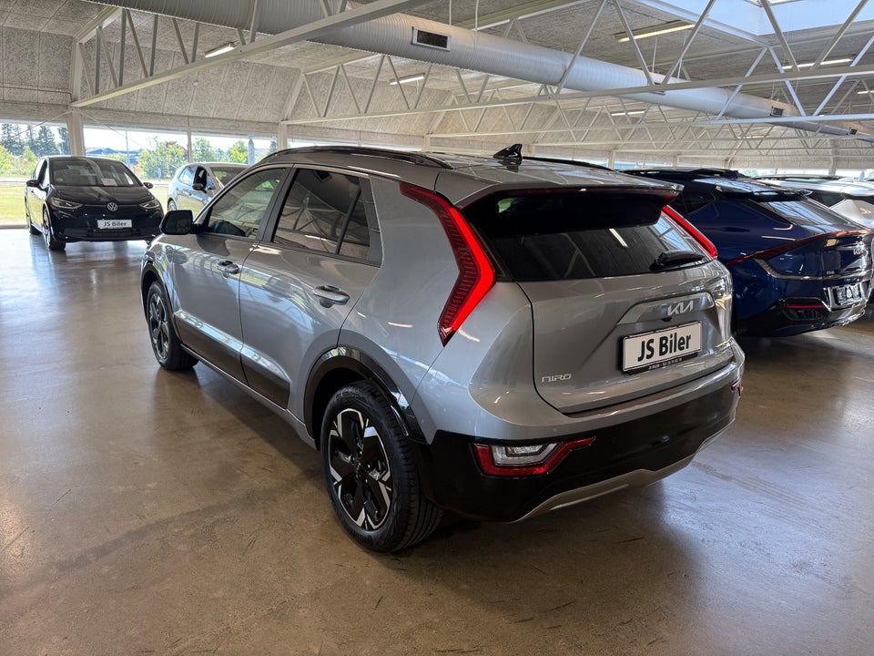 Kia Niro 64 EV Upgrade 5d