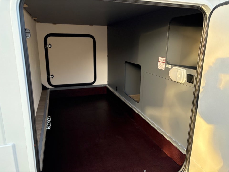 Laika Kosmo L409 aut.