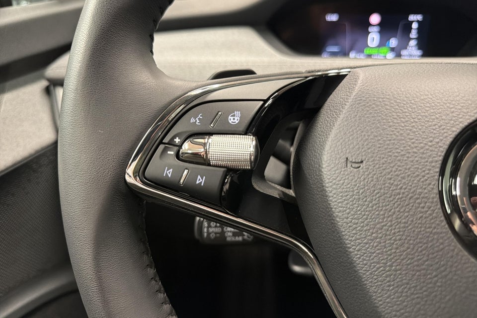 Skoda Enyaq 80 iV Loft 5d