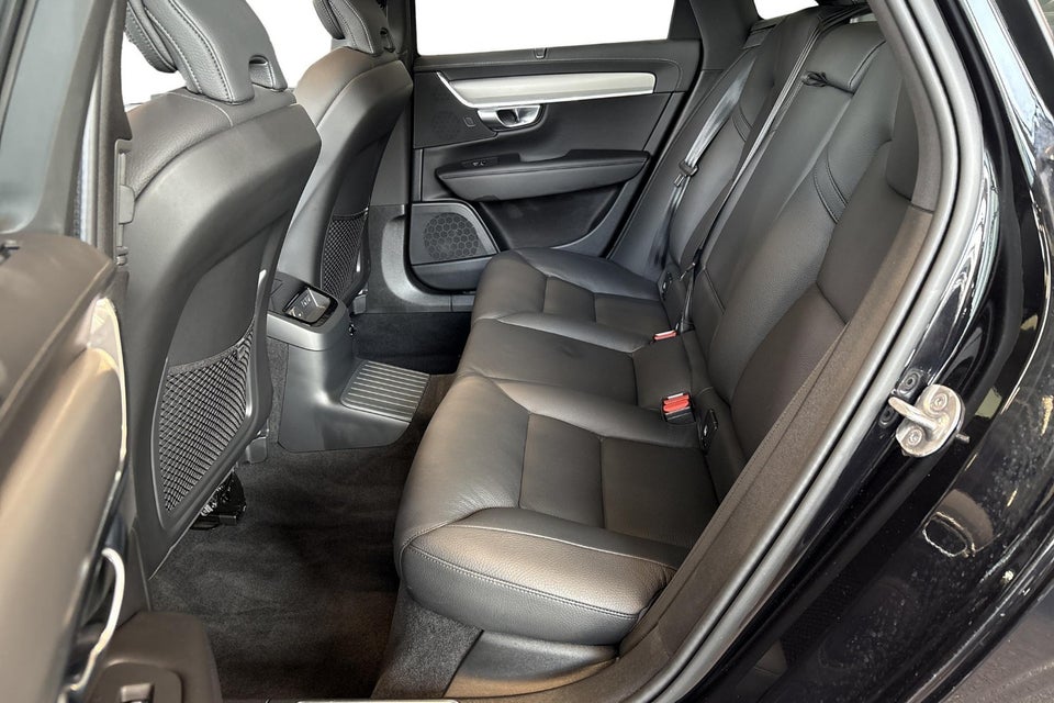 Volvo V90 2,0 T8 ReCharge Ultimate Dark aut. AWD 5d