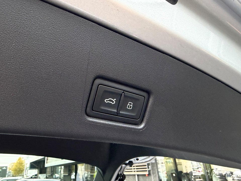 Audi Q4 e-tron 45 S-line Sportback quattro 5d