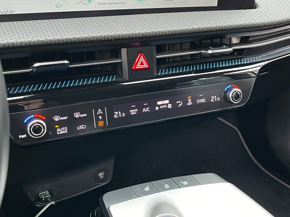 Kia EV6 77 Long Range Upgrade 5d