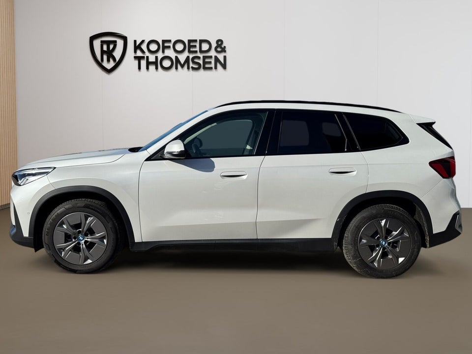 BMW iX1 eDrive20 X-Line 5d