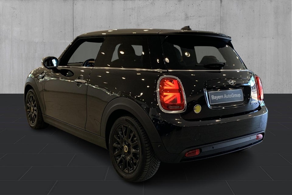 MINI Cooper SE Classic Trim 3d