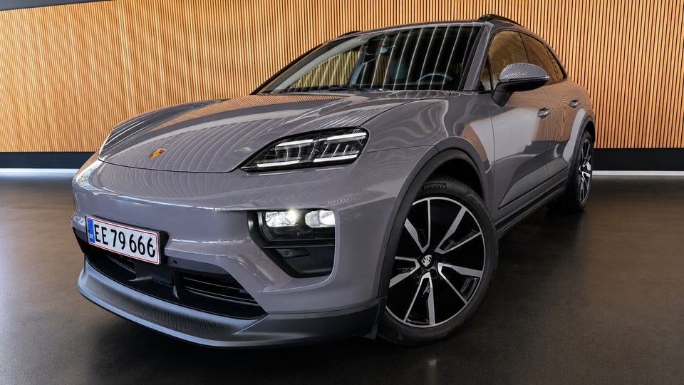 Porsche Macan 4 5d