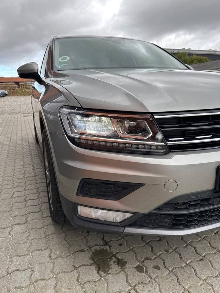 VW Tiguan 2,0 TSi 180 Highline DSG 4Motion Van 5d