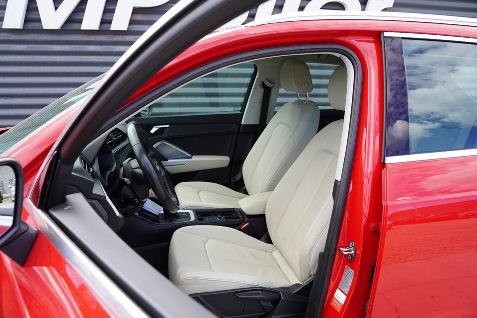Audi Q3 35 TFSi Advanced Prestige S-tr. 5d