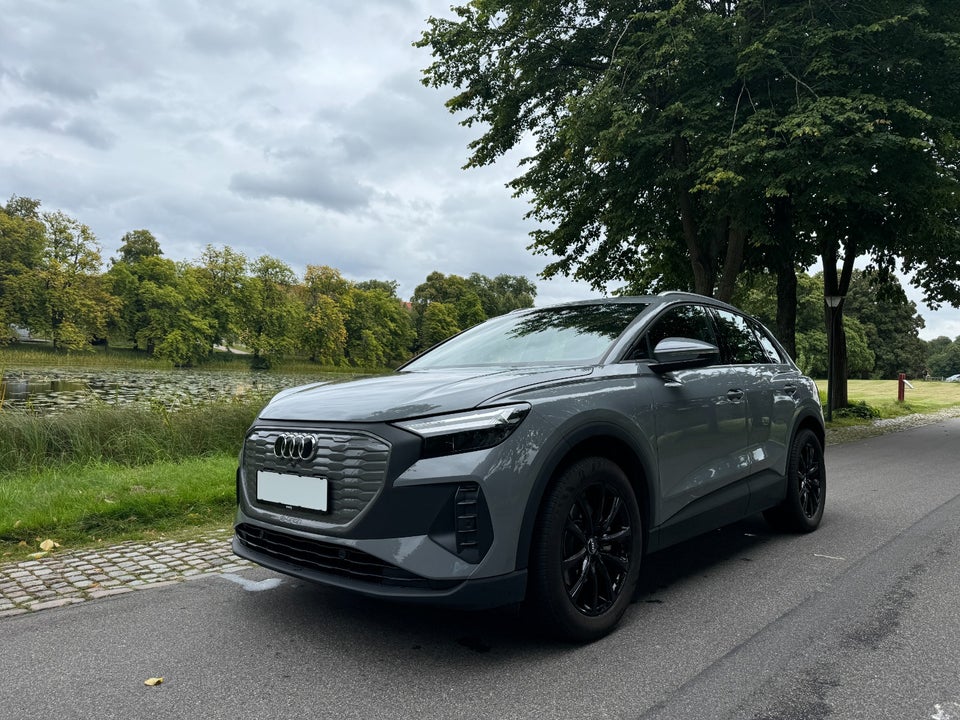Audi Q4 e-tron 35 Attitude 5d