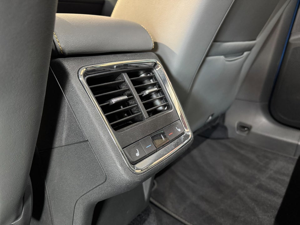 Skoda Enyaq 80 iV Suite 5d