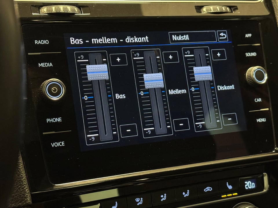 VW Golf VII 1,5 TSi 150 Highline DSG 5d