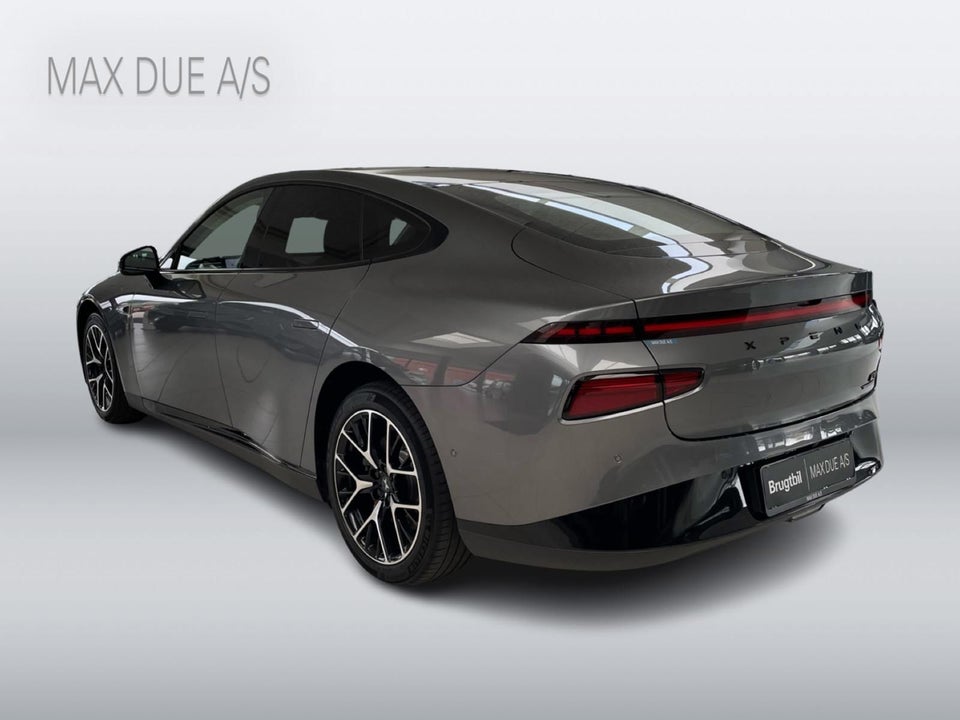 Xpeng P7 Performance 4d