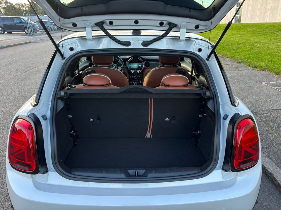 MINI Cooper SE Yours Trim 3d