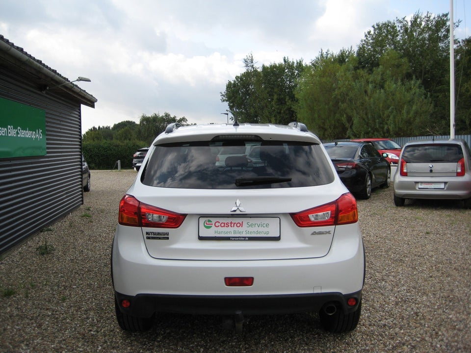 Mitsubishi ASX 1,6 Invite 5d