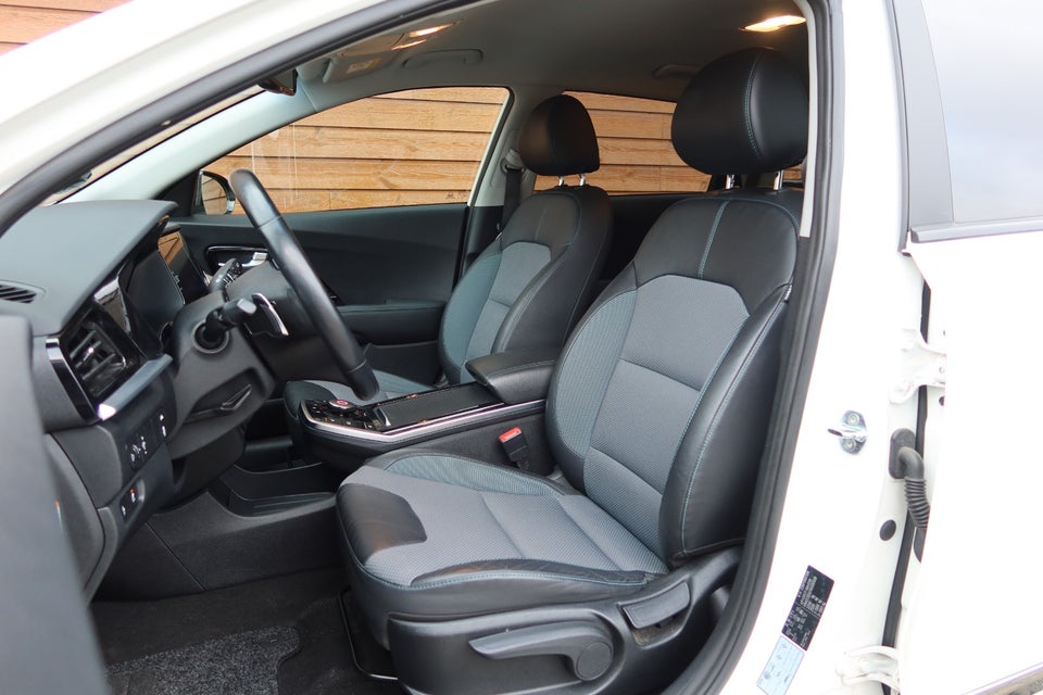 Kia e-Niro 64 Advance 5d