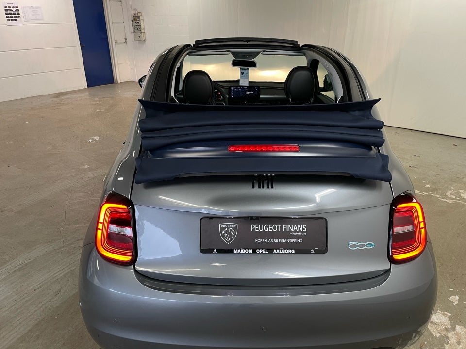 Fiat 500e 42 Icon Cabrio 2d