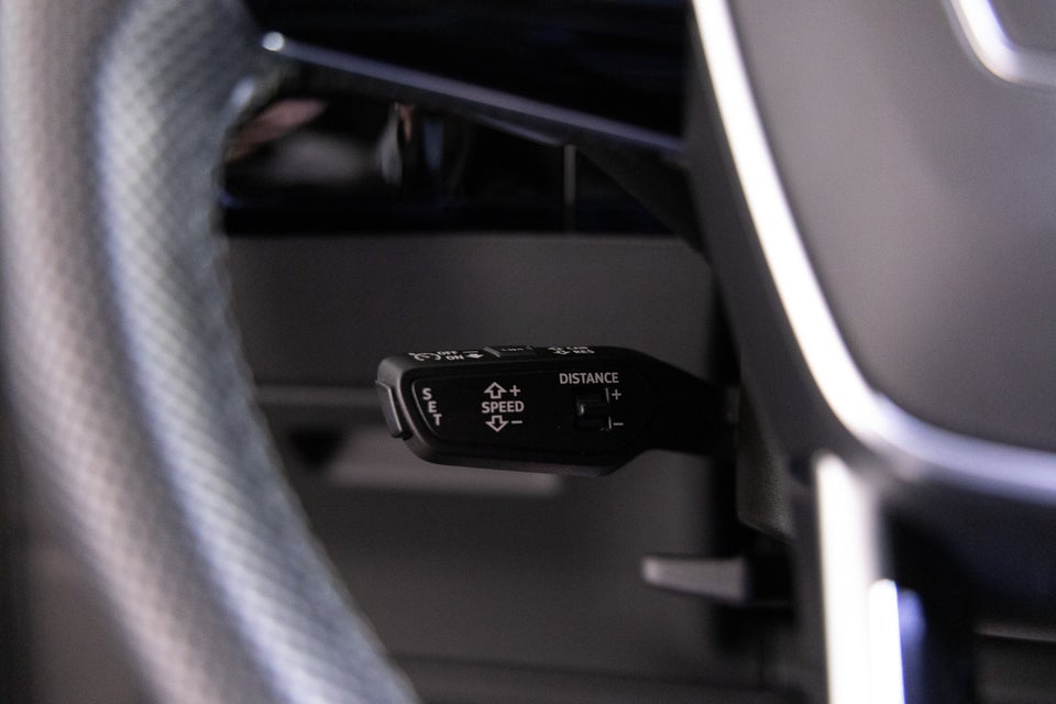 Audi e-tron 55 S-line quattro 5d