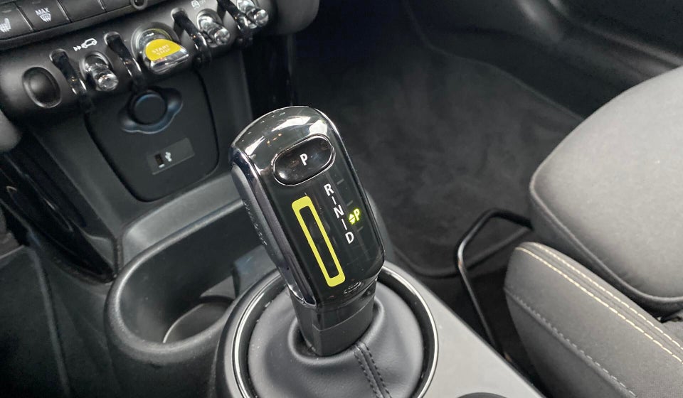 MINI Cooper SE Classic Trim 3d