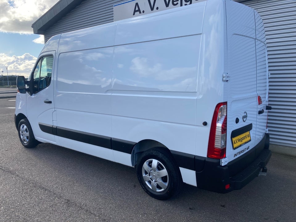 Nissan Interstar 2,3 dCi 150 L2H2 Tekna Van